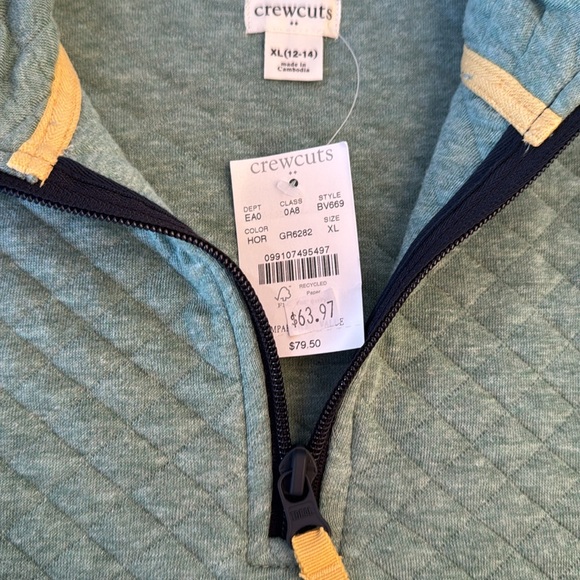 Green v neck sweater for kids - Picture 8 of 8